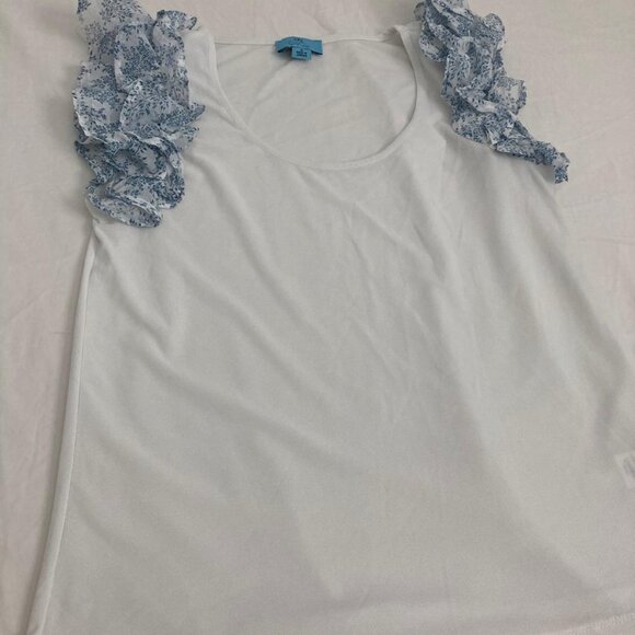 NWOT CeCe Double Ruffle Sleeve Top - Picture 2 of 7
